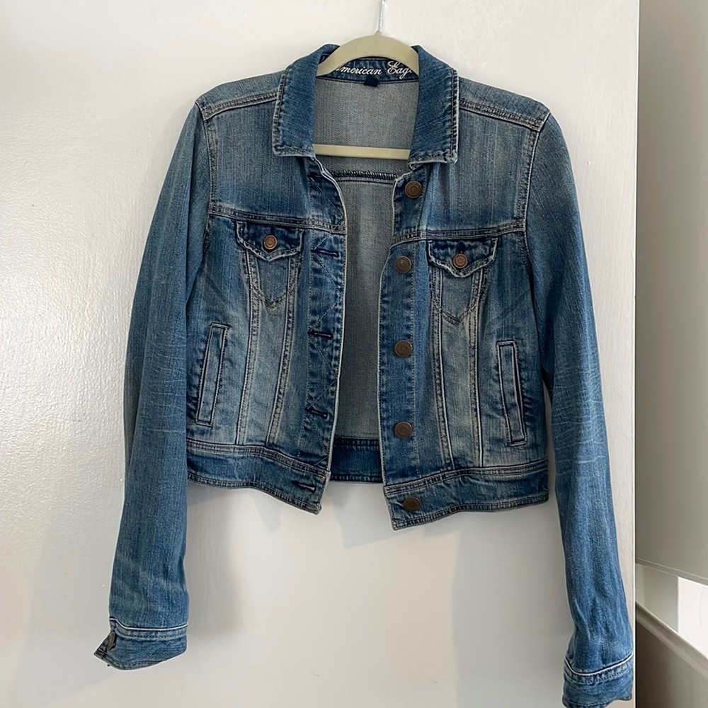 American Eagle Cropped Denim Jacket